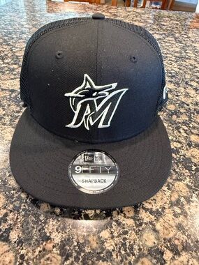 NWT New Era Black Miami Marlins Snapback Hat 2026 Batting Practice 9FIFTY